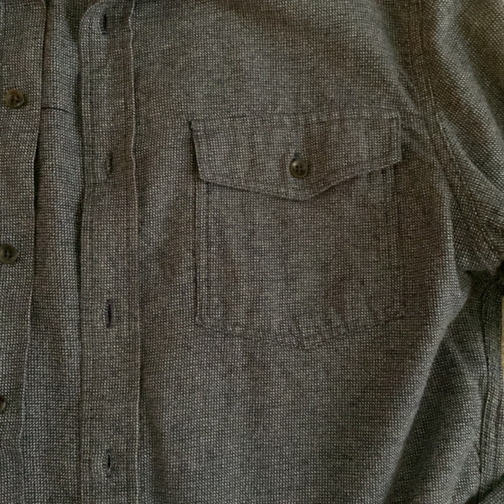 Men’s Goodfellow button down - Picture 3 of 4